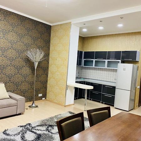 בישקק Бульвар Эркиндик74 מראה חיצוני תמונה
